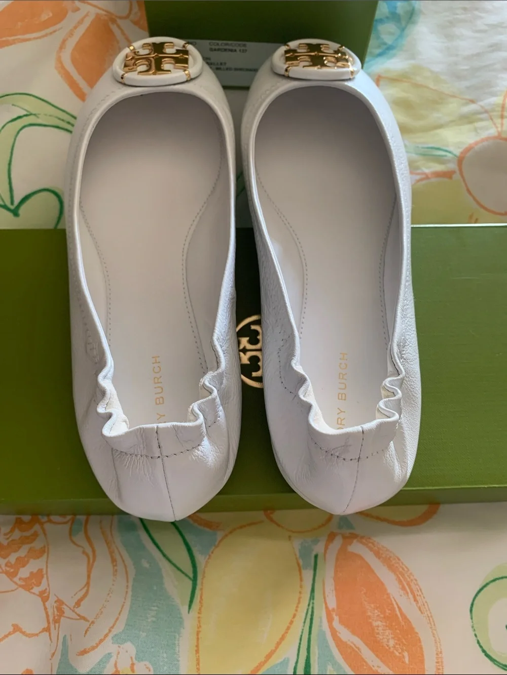 Tory Burch White Leather Logo Ballet Flats with Gold Emblem color gardenia